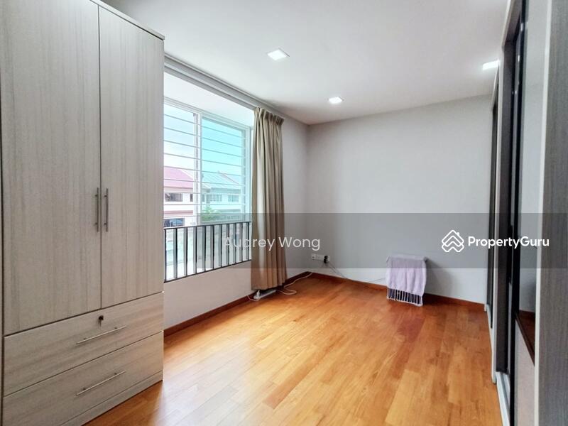 Prop-GPT: Terrace: D15  Rebuilt Terrace! Convenient Joo Chiat. Top Schs! With Lift!
