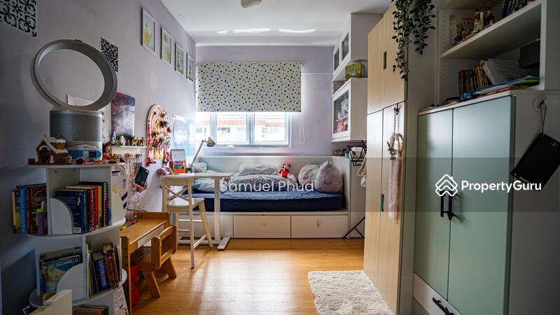 HDB Flat for Sale: D14, 400009