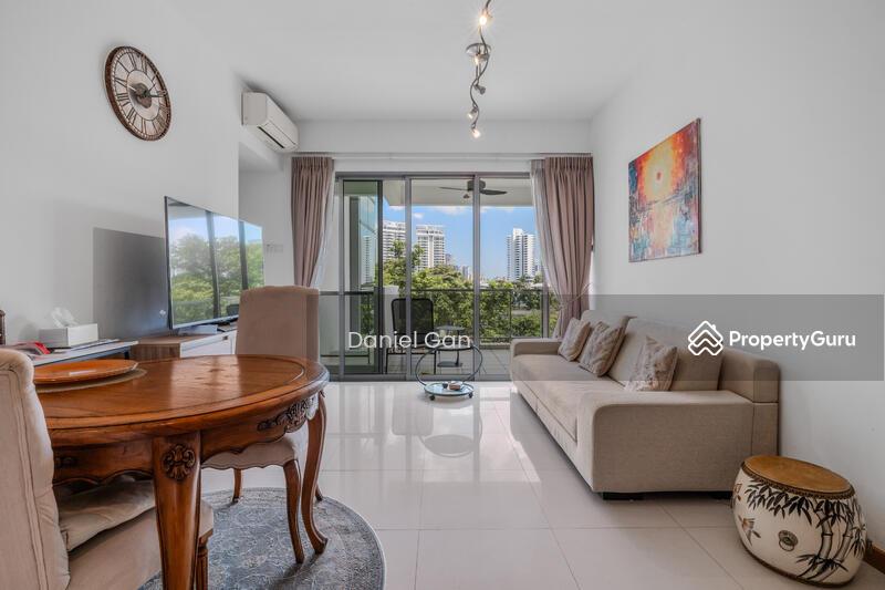 Prop-GPT: Apartment: D09  Leonie Suites