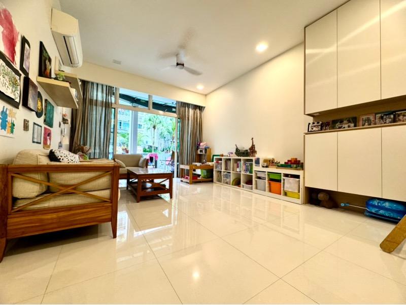 Prop-GPT: Condominium: D23 Hillview Hillington Green
