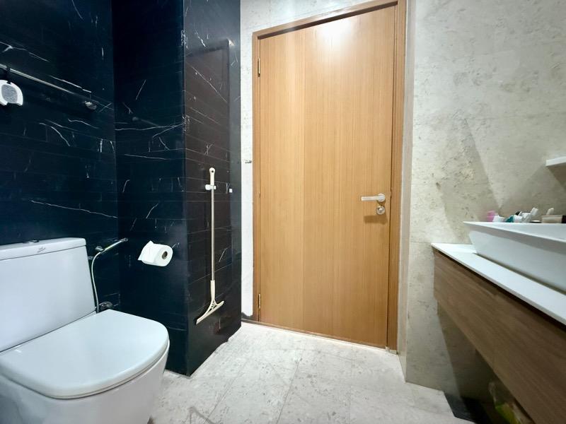 Condominium for Sale: D23, 677728