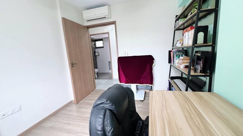 HDB Apartment for Sale: Yishun, D27, 762478