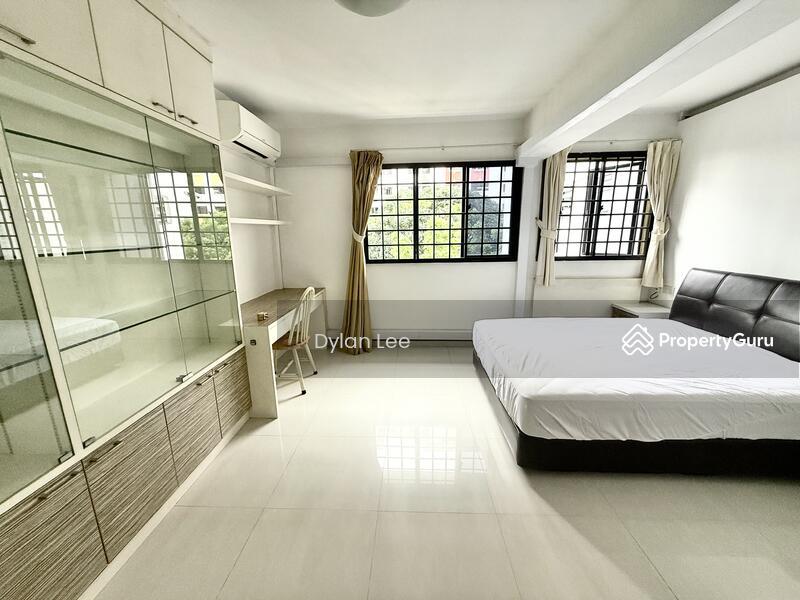 HDB Flat for Sale: D14, 400009