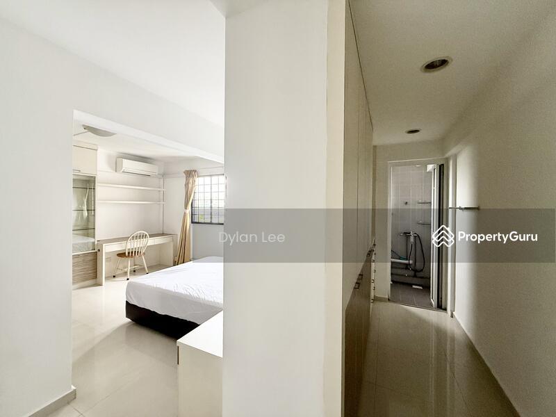 HDB Flat for Sale: D14, 400009