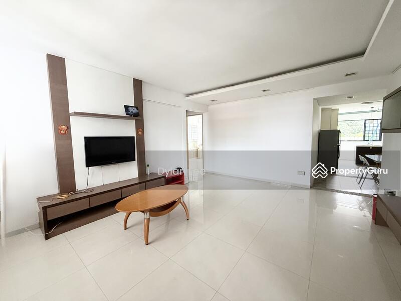 HDB Flat for Sale: D14, 400009