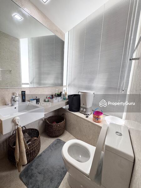 Condominium for Sale: D09, 238113