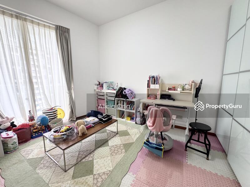 Condominium for Sale: D09, 238113