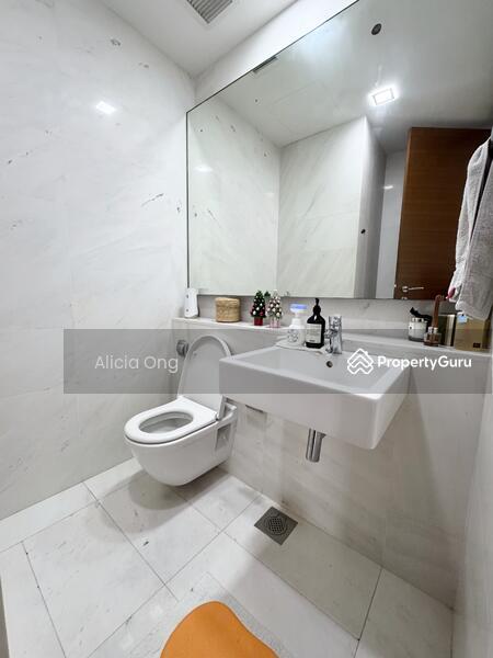 Condominium for Sale: D09, 238113