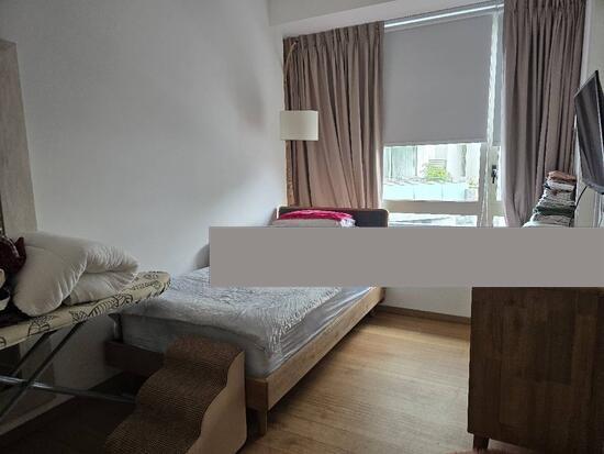 Condominium for Sale: D04, 098449