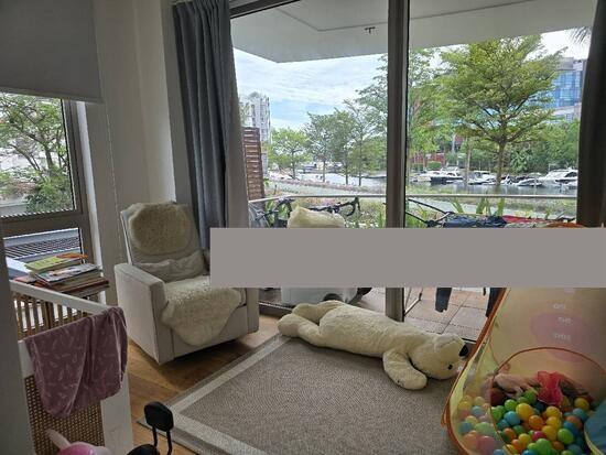Condominium for Sale: D04, 098449