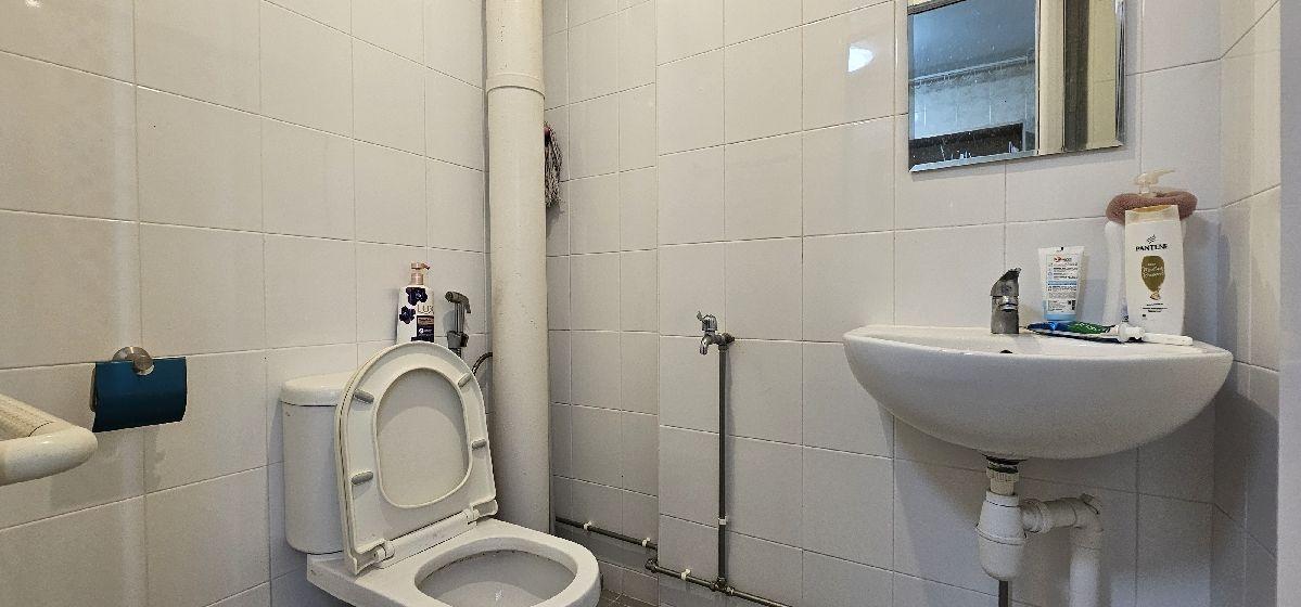 HDB Apartment for Sale: Yishun, D27, 760611