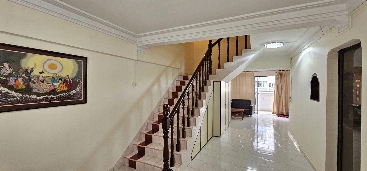 HDB Apartment for Sale: Yishun, D27, 760611