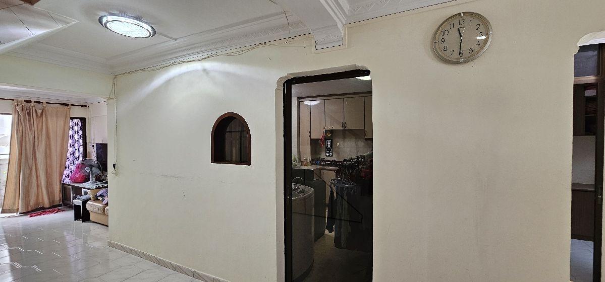 HDB Apartment for Sale: Yishun, D27, 760611