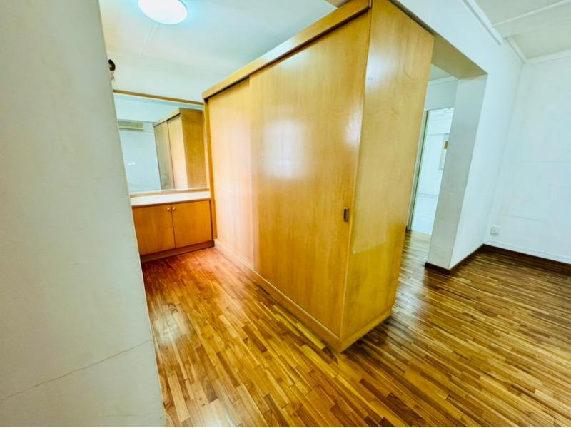 HDB Apartment for Sale: Yishun, D27, 760235