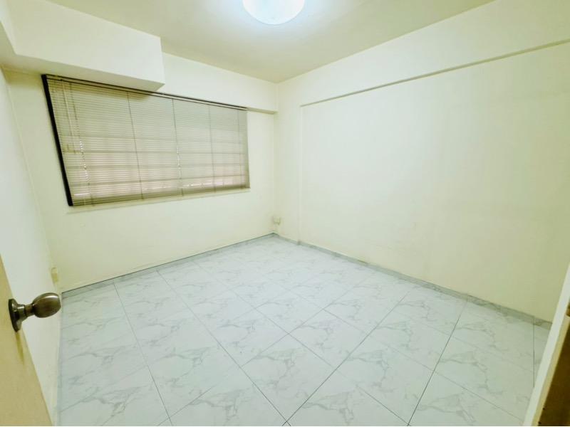 HDB Apartment for Sale: Yishun, D27, 760235