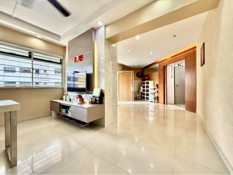 HDB Apartment for Sale: D27, 750334