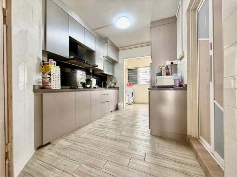 HDB Apartment for Sale: D27, 750334