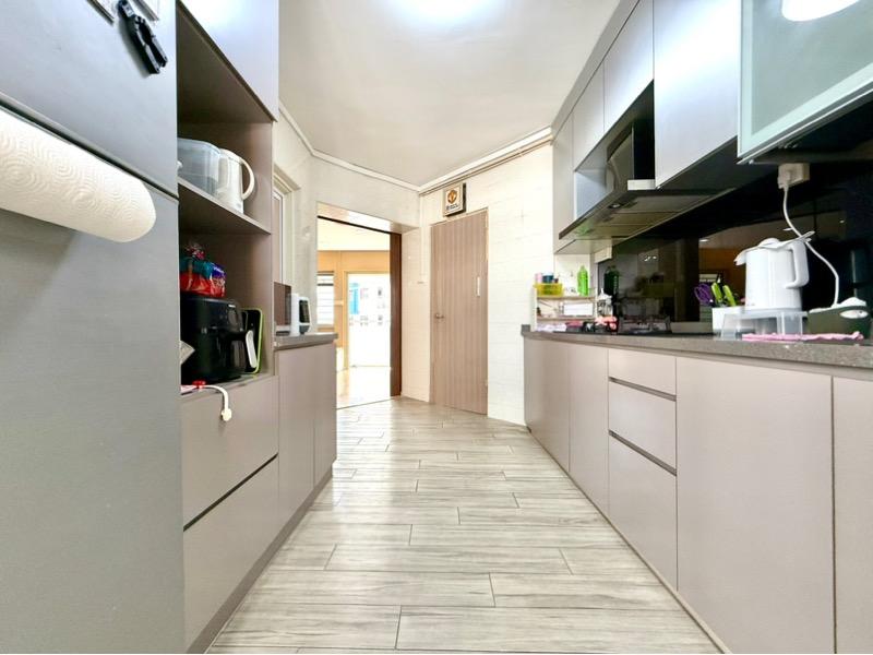 HDB Apartment for Sale: D27, 750334