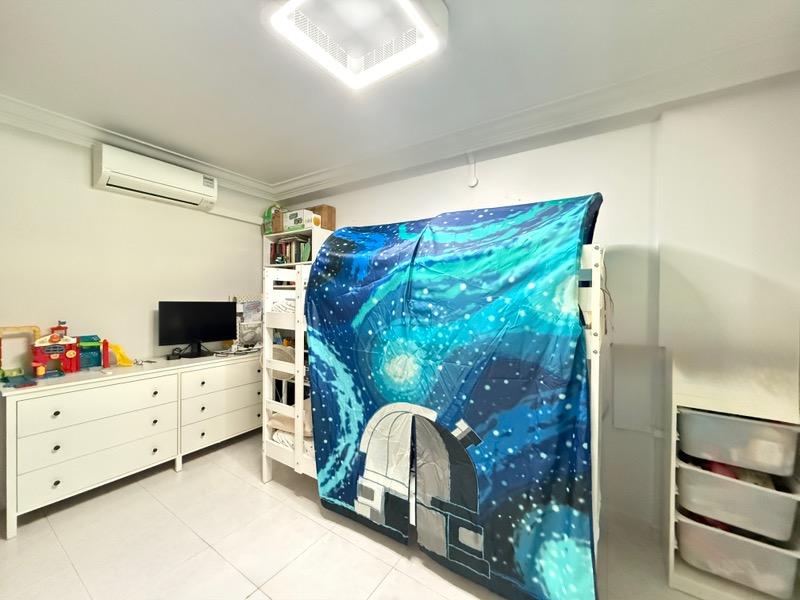 HDB Apartment for Sale: D18, 521222