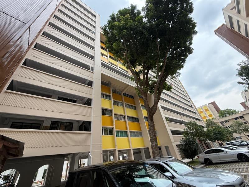 HDB Apartment for Sale: D18, 521222