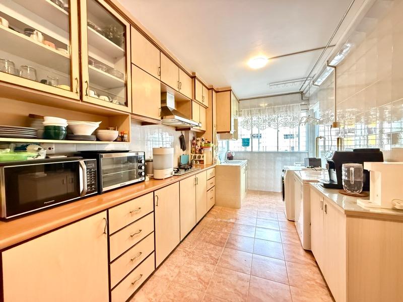 HDB Apartment for Sale: D18, 521222