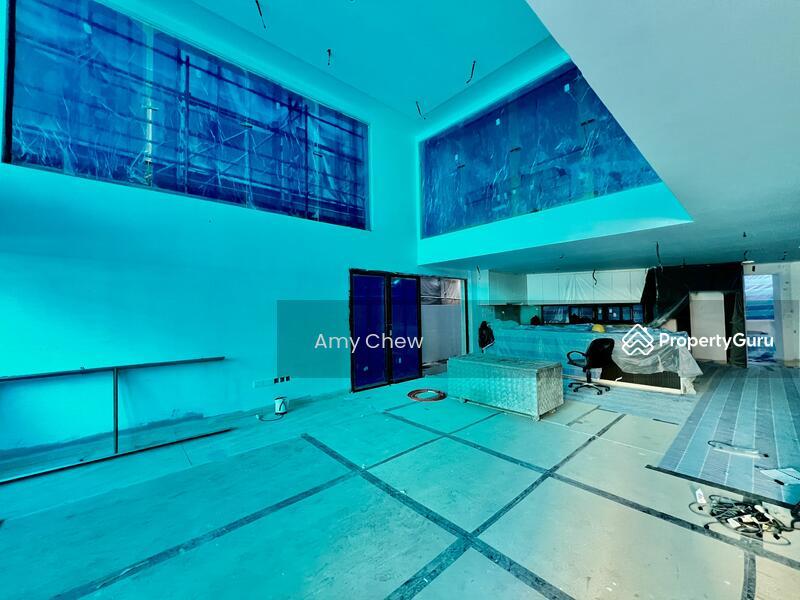 Corner Terrace for Sale: D15, 424964