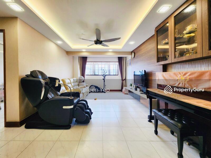 Prop-GPT: HDB Flat: D23 Choa Chu Kang 671 Choa Chu Kang Crescent