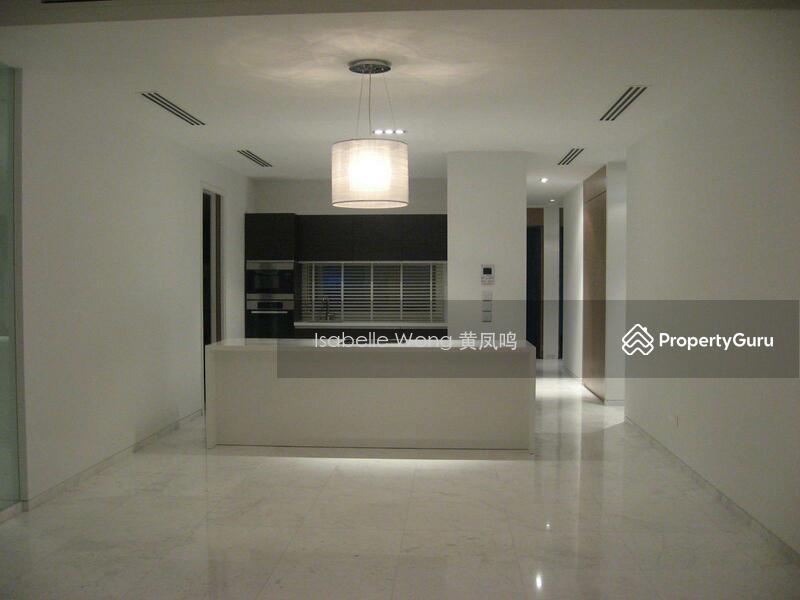 Condominium for Sale: D04, 098450