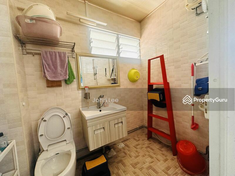 HDB Flat for Sale: Yishun, D27, 760757