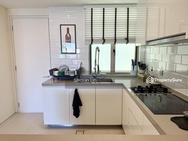 Condominium for Sale: D15, 437431