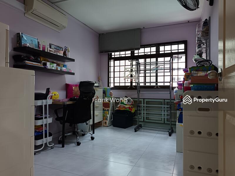 HDB Flat for Sale: D23, 670615
