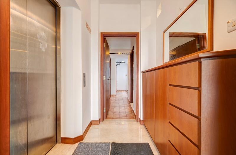 The Mayfair Condominium For Sale, $1,560,000, 3 Bed 3 Bath 1,163 sqft $1,341.00 psf