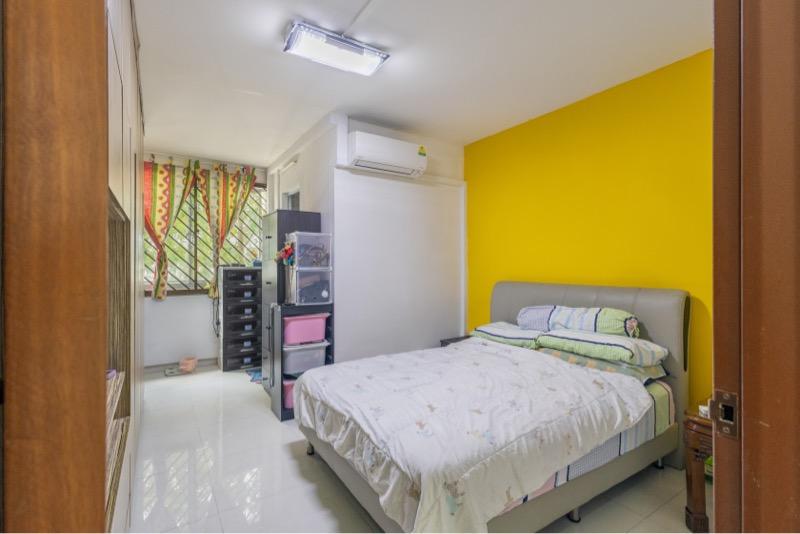 540 Hougang Avenue 8 HDB Apartment For Sale, $708,000, 4 Bed 2 Bath 1,302 sqft $544.00 psf