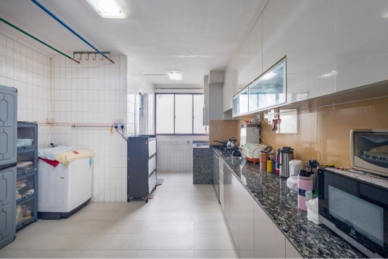 540 Hougang Avenue 8 HDB Apartment For Sale, $708,000, 4 Bed 2 Bath 1,302 sqft $544.00 psf