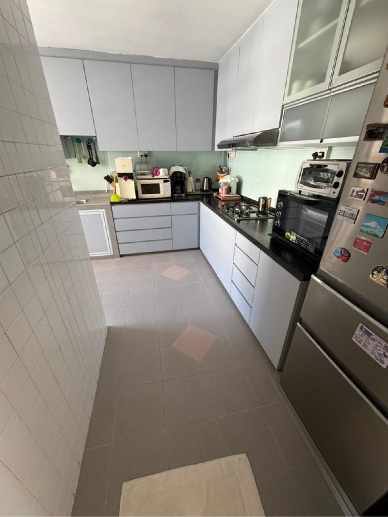 HDB Apartment for Sale: Yishun, D27, 760877