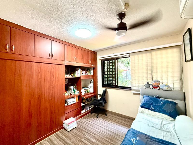 HDB Apartment for Sale: Geylang, D14, 380050