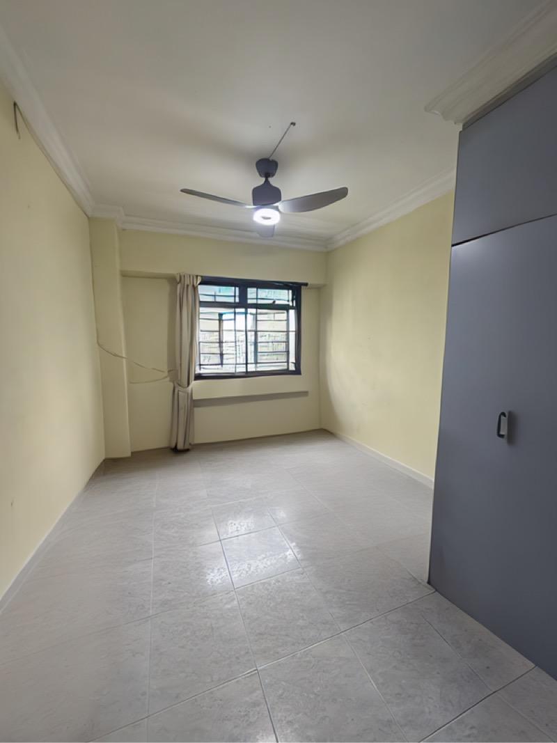 273D Jurong West Avenue 3 HDB Apartment For Sale, $548,000, 3 Bed 2 Bath 947 sqft $579.00 psf