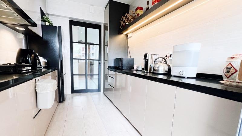 HDB Apartment for Sale: Yishun, D27, 762478