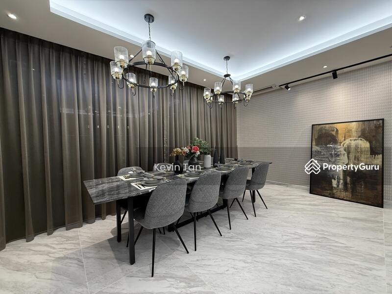 LANDED7772@ GCB design Brand New Detached!