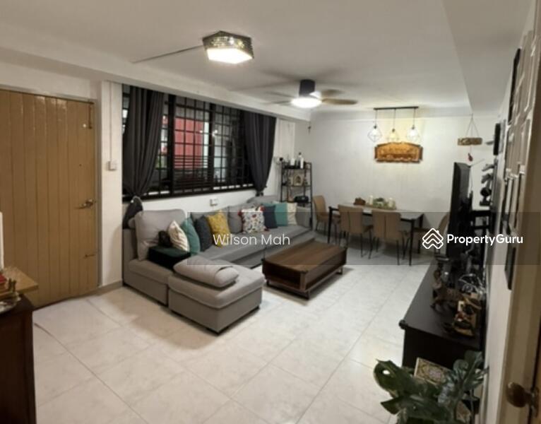 Prop-GPT: HDB Flat: D19  613 Hougang Avenue 8