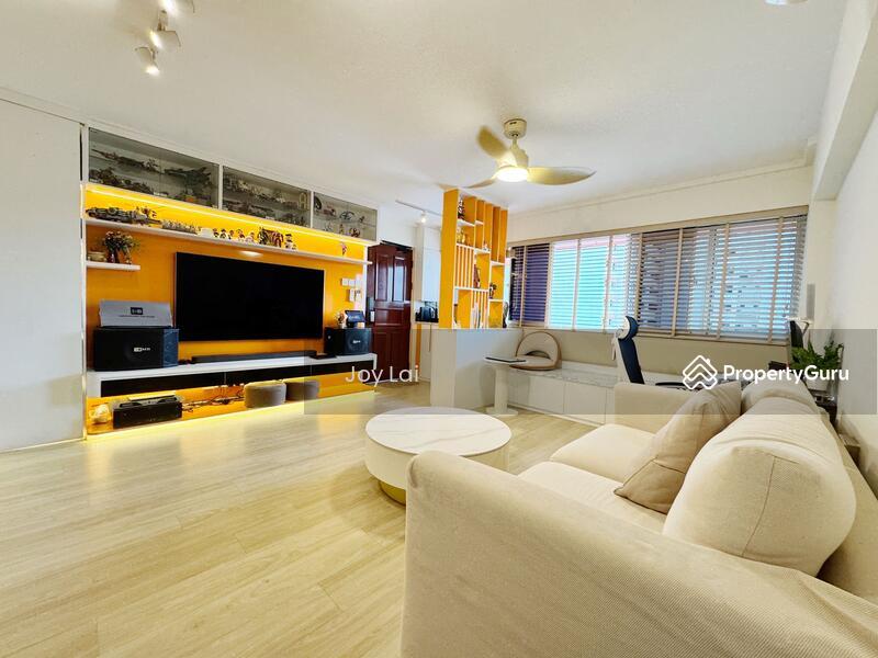 Prop-GPT: HDB Flat: D03 Tiong Bahru 129 Kim Tian Road