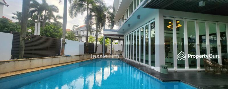 Prop-GPT: Detached: D17  Bungalow at SD $$ Double Volume Ceiling call 81136622
