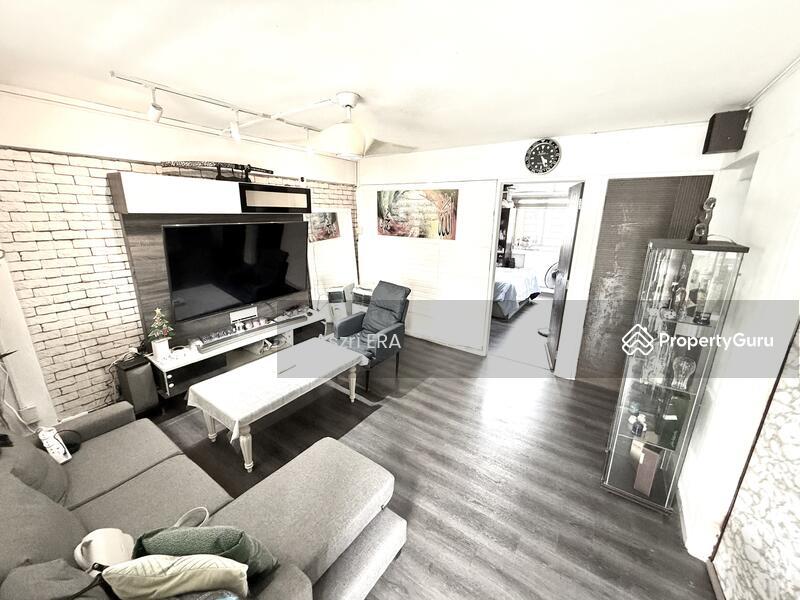 HDB Flat for Sale: D14, 400301