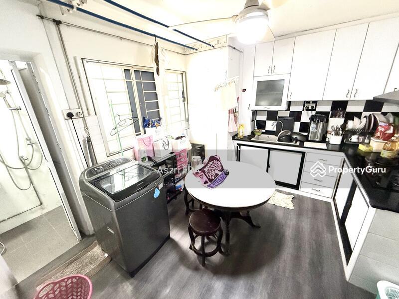 HDB Flat for Sale: D14, 400301