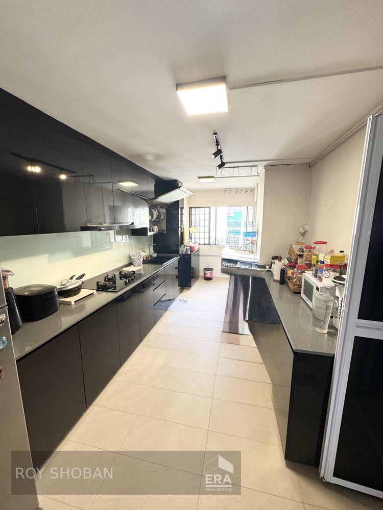 HDB - 4 room for Sale: Yishun Street 21, Yishun, D27, 760212
