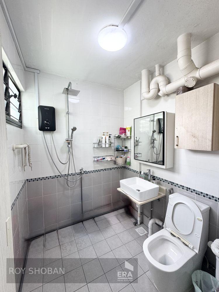 HDB - 4 room for Sale: Yishun Street 21, Yishun, D27, 760212