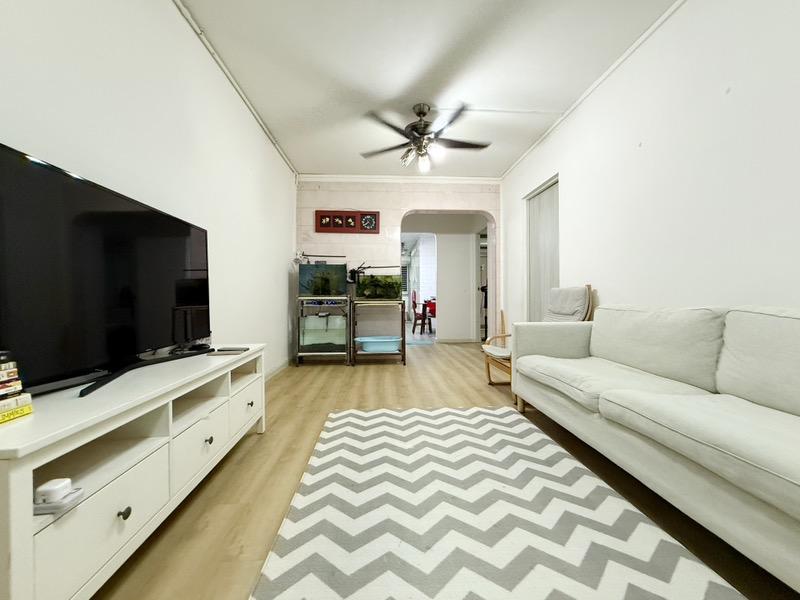 416 Bukit Batok West Avenue 4 HDB Apartment For Sale, $445,000, 2 Bed 2 Bath 785 sqft $567.00 psf