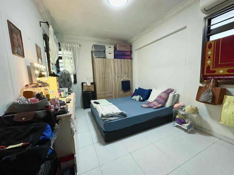 HDB Apartment for Sale: D27, 750484