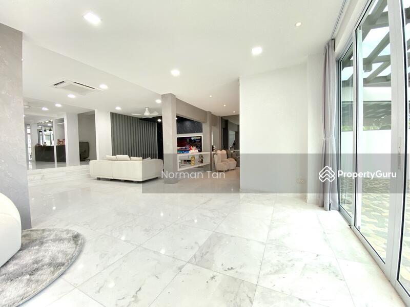 Semi-Detached for Sale: D28, 807000