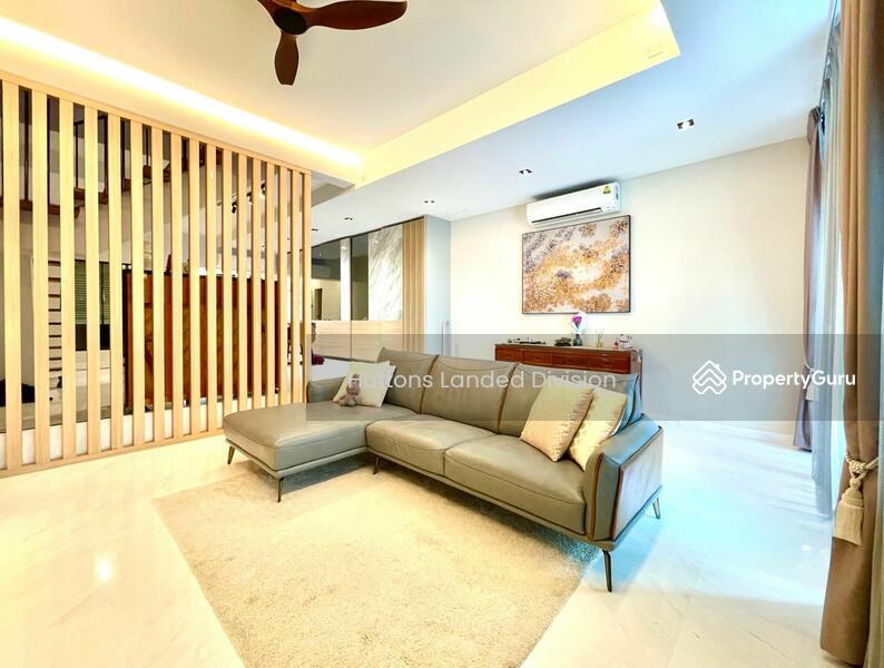 Luxurious Renovated 2.5 Sty Terrace within 1km Tao Nan